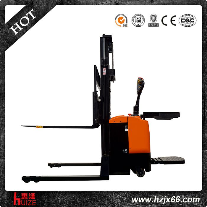 新款全電動堆高車寬底腿 (2)